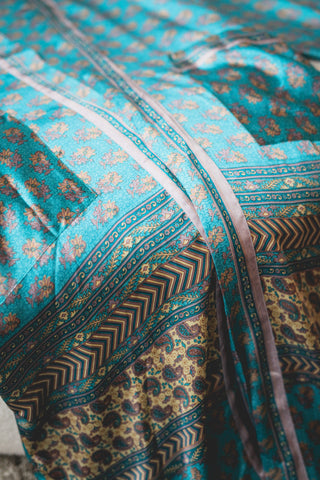 Sisters' Robe - Sapphire